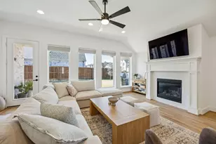 2100 Pleasant Run Ln, Fort Worth, TX 76008 - Photo 6