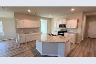 8524 Beltmill Parkway, Fort Worth, TX 76131 - Photo 2