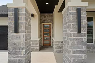 504 Stallings St, Terrell, TX 75160 - Photo 4