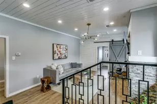 907 E Texas St, Grapevine, TX 76051 - Photo 10