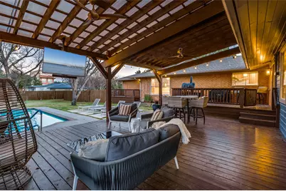 907 E Texas Street, Grapevine, TX 76051 - Photo 24