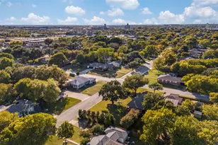 907 E Texas St, Grapevine, TX 76051 - Photo 36