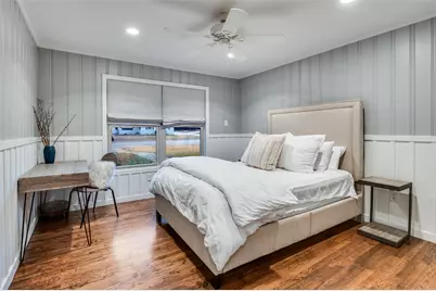 907 E Texas Street, Grapevine, TX 76051 - Photo 22