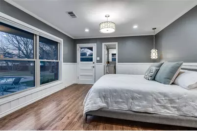 907 E Texas Street, Grapevine, TX 76051 - Photo 16