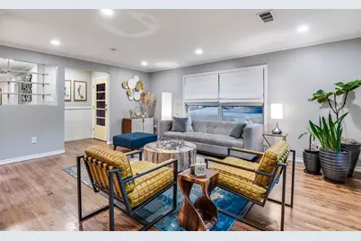 907 E Texas Street, Grapevine, TX 76051 - Photo 2