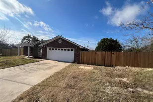 610 N Pecan A St, Hico, TX 76457 - Photo 2