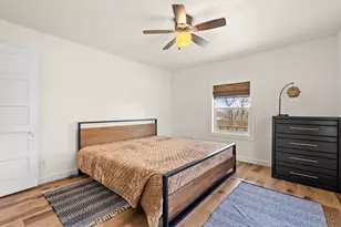 1550 S Stewart St, Azle, TX 76020 - Photo 32