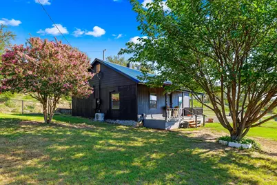 1550 S Stewart Street, Azle, TX 76020 - Photo 2