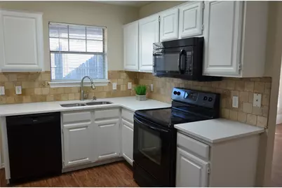 7 States Avenue, Midlothian, TX 76065 - Photo 4