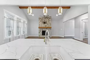 1610 Ryder Lee Ln, Waxahachie, TX 75165 - Photo 8