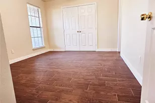 208 Cole St, Garland, TX 75040 - Photo 8