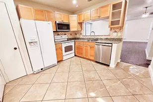 208 Cole St, Garland, TX 75040 - Photo 2