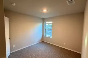 8445 Hollymead Ln, Fort Worth, TX 76131 - Photo 10