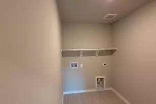 8445 Hollymead Ln, Fort Worth, TX 76131 - Photo 12