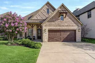 4407 Eastwoods Dr, Grapevine, TX 76051 - Photo 1