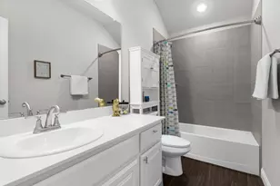 1406 Waverley Dr, Greenville, TX 75402 - Photo 20