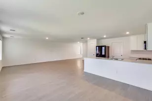 204 Bable Run Dr, Little Elm, TX 75068 - Photo 4