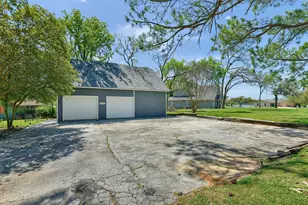 1214 Kiowa Dr E, Lake Kiowa, TX 76240 - Photo 36