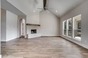 2021 Dolly Dr, Weatherford, TX 76088 - Photo 6