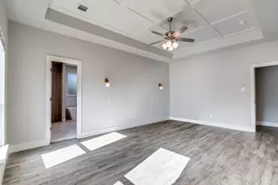 2021 Dolly Dr, Weatherford, TX 76088 - Photo 16