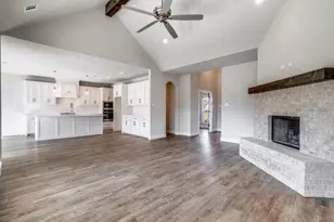 2021 Dolly Dr, Weatherford, TX 76088 - Photo 6