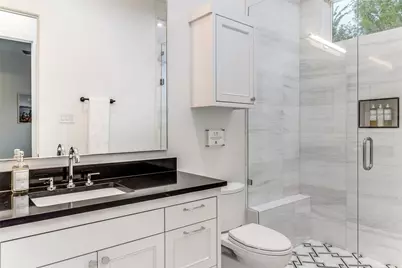 7610 Linwood Avenue, Dallas, TX 75209 - Photo 16