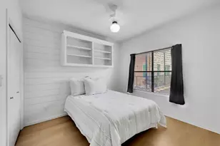 401 E Pearl St, Granbury, TX 76048 - Photo 12