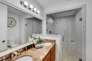 401 E Pearl St, Granbury, TX 76048 - Photo 10