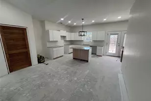 2303 Dartmore St, Brownwood, TX 76801 - Photo 4