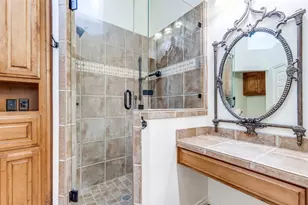 16842 Village Ln, Dallas, TX 75248 - Photo 22