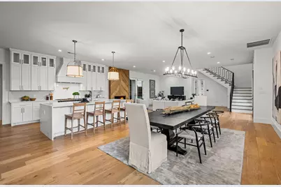 10424 Remington Lane, Dallas, TX 75229 - Photo 2