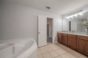 529 Hidden Dale Dr, Fort Worth, TX 76140 - Photo 22