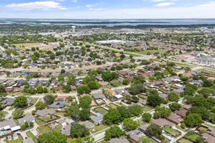 1561 Winter Park Ln, Lewisville, TX 75077 - Photo 34