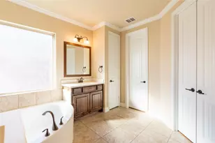 9101 Waters Ln, Rowlett, TX 75089 - Photo 22