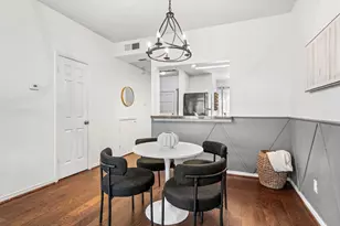 9910 Royal Ln, Dallas, TX 75231 - Photo 6