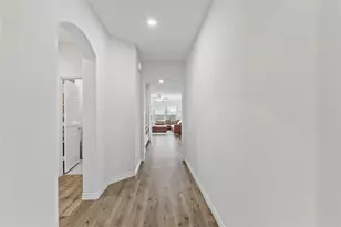 2920 Pinecrest Dr, Aubrey, TX 76227 - Photo 4