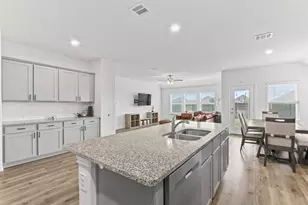 2920 Pinecrest Dr, Aubrey, TX 76227 - Photo 10