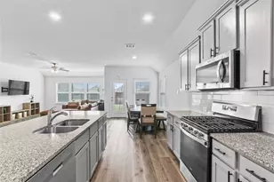 2920 Pinecrest Dr, Aubrey, TX 76227 - Photo 8