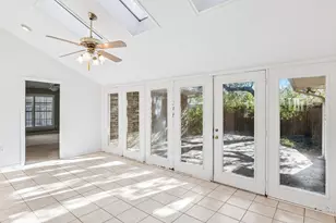 6214 Glennox Ln, Dallas, TX 75214 - Photo 14