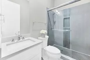 4060 Spring Valley Rd, Farmers Branch, TX 75244 - Photo 16