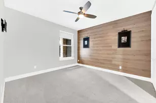 4060 Spring Valley Rd, Farmers Branch, TX 75244 - Photo 8