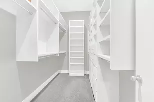 4060 Spring Valley Rd, Farmers Branch, TX 75244 - Photo 14