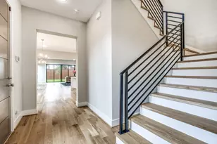 2435 Vagas St, Dallas, TX 75219 - Photo 10