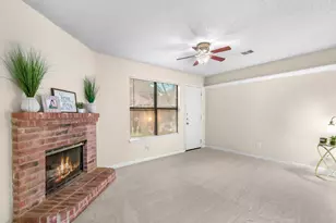 1722 Circle Creek Dr, Lewisville, TX 75067 - Photo 10