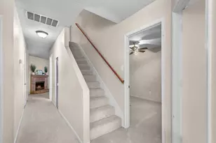 1722 Circle Creek Dr, Lewisville, TX 75067 - Photo 12