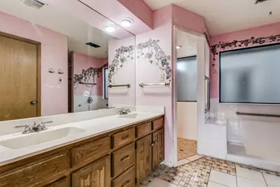 213 Oak Hill Drive, Trophy Club, TX 76262 - Photo 16