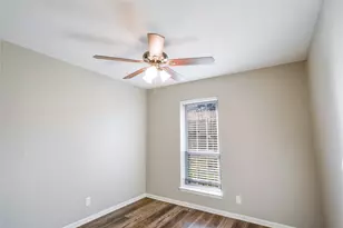 914 S Hyde Park, Denison, TX 75020 - Photo 8