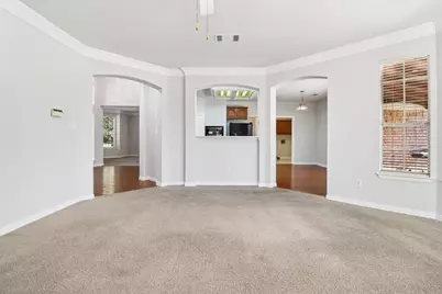 1429 Indian Springs, Carrollton, TX 75007 - Photo 10