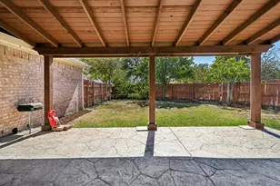 1429 Indian Springs, Carrollton, TX 75007 - Photo 36