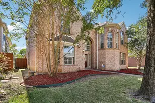 1429 Indian Springs, Carrollton, TX 75007 - Photo 2